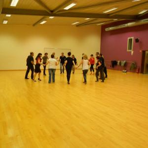 Salle de danse pechbonnieu petit